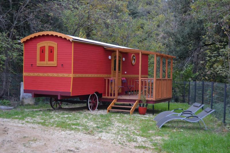 Caravan image 1