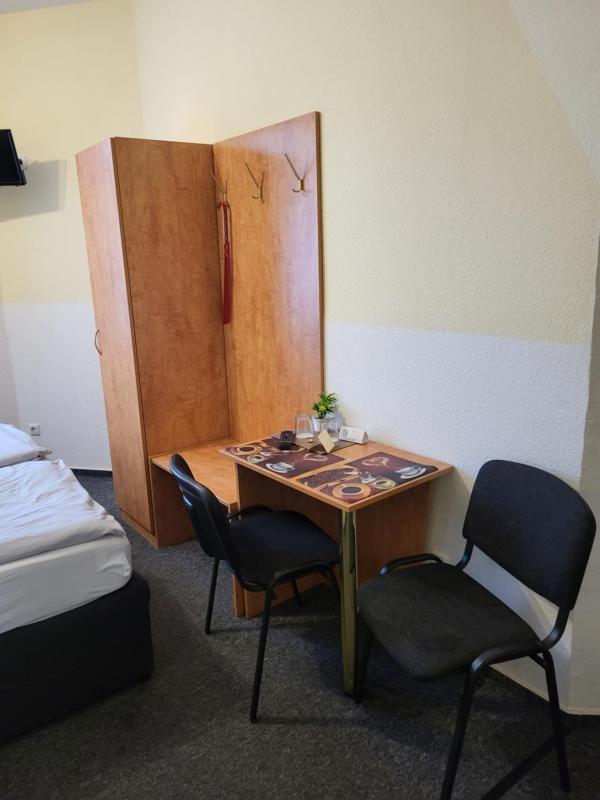Double or Twin Room with Shower image 4