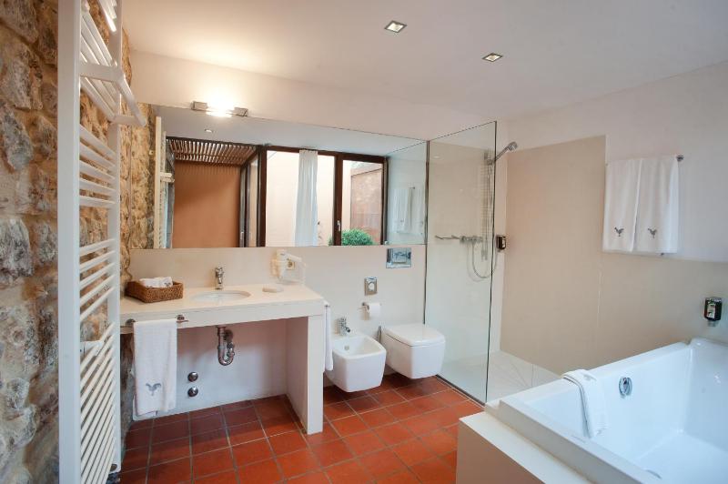 Junior Suite With Free Access to the Spa image 3