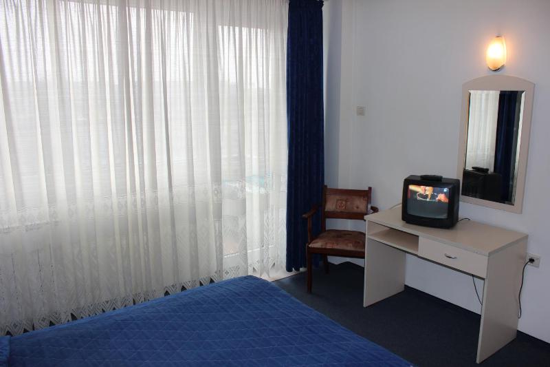Double Room image 2