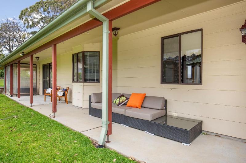 Callala Calm Pet Friendly 5 Mins Walk to Beach - image 30