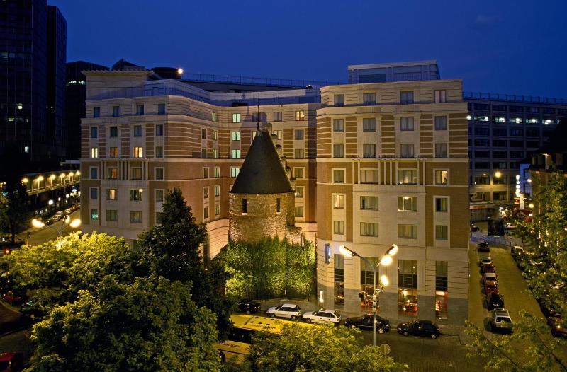 Novotel Brussels City Centre - image 11