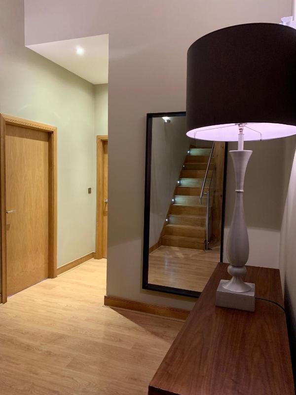 Quebecs Luxury Apartments - image 34