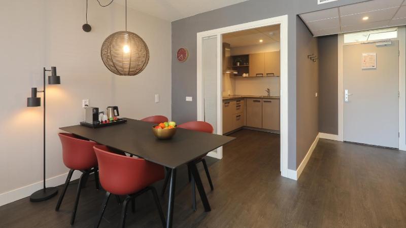 Apartment image 3