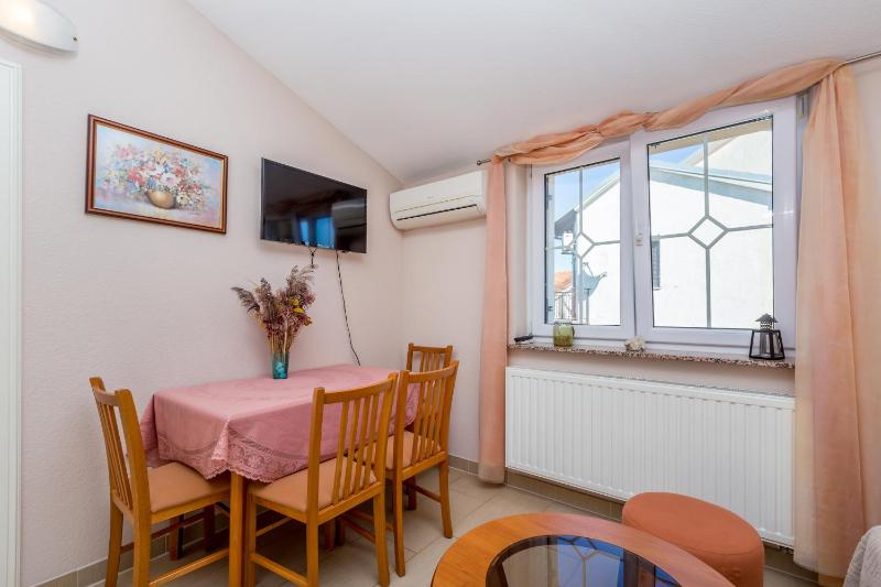 Apartman Ana - image 37