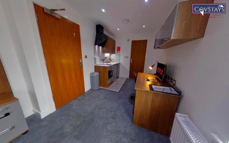 Victoria House Deluxe Studios-Coventry City Centre - image 4