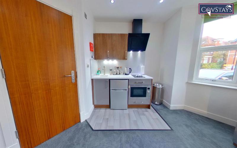 Victoria House Deluxe Studios-Coventry City Centre - image 5