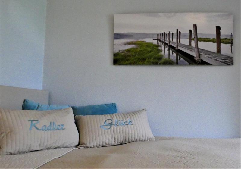 Small Double Room image 1