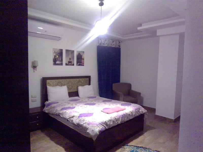 Deluxe Single Room image 4