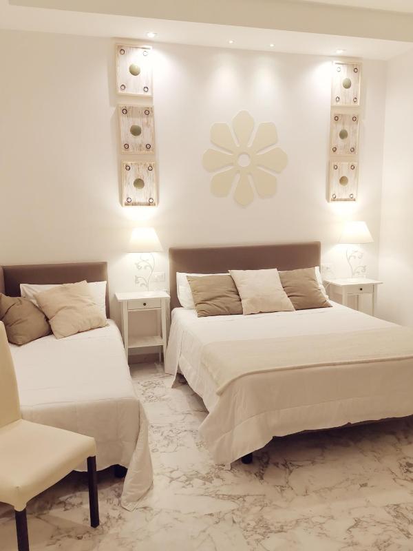 Comfort Triple Room image 1