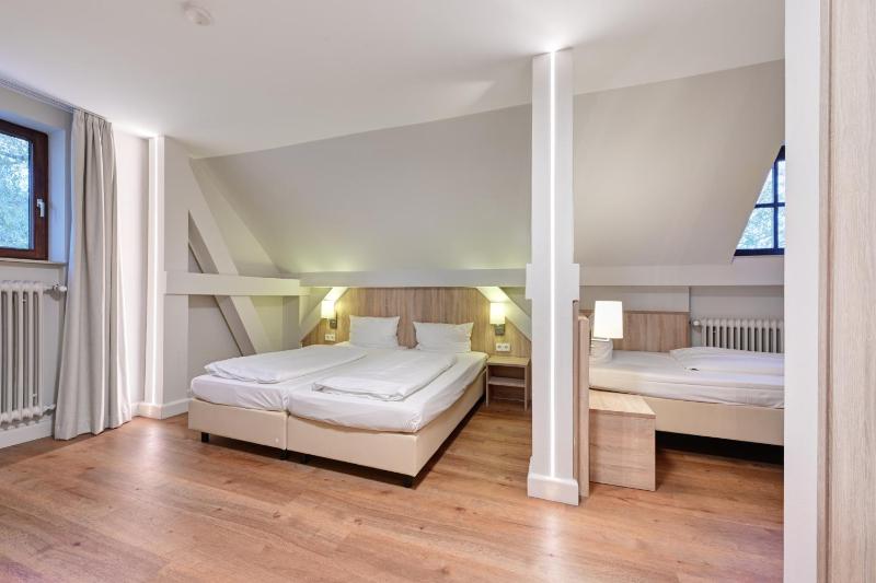 Triple Room image 3