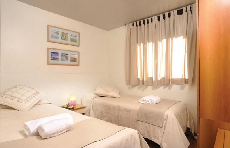 Bungalow (5 Adults) image 4