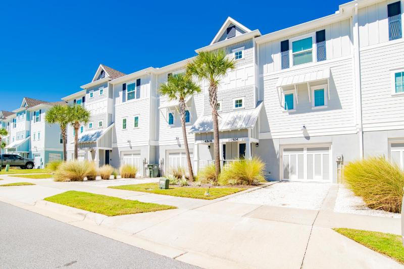 Lost Key 14504 Salt Meadow Dr By Pkrm - image 14
