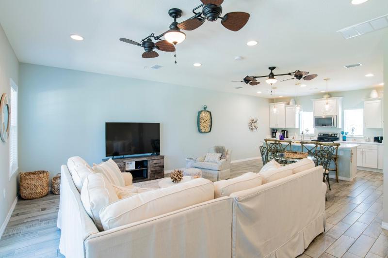 Lost Key 14504 Salt Meadow Dr By Pkrm - image 23
