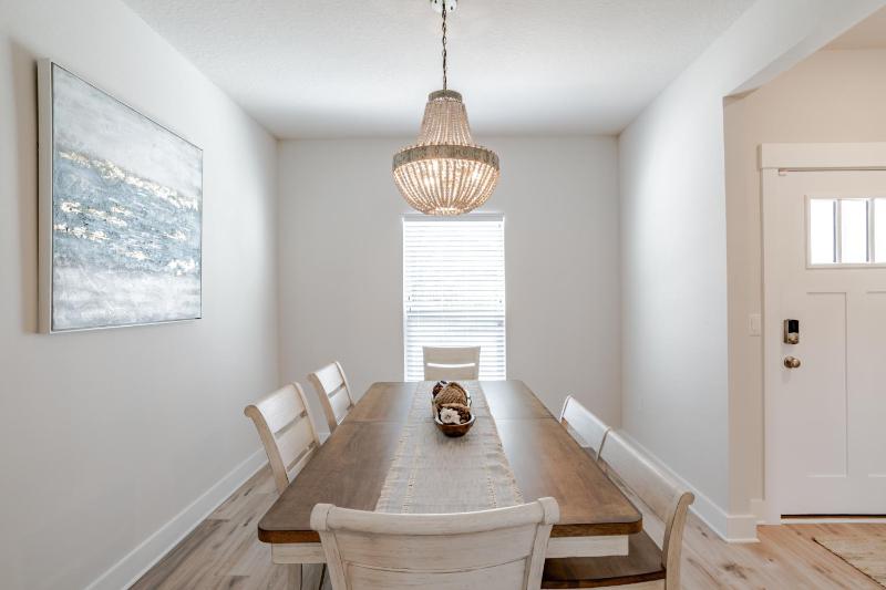Serenity Island Treasure At 7868 Evening Glow Drive - image 14