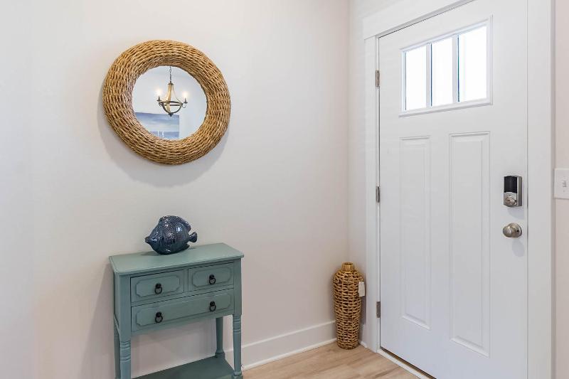 Serenity Salty Intentions At 14334 Gardenglen Drive - image 10