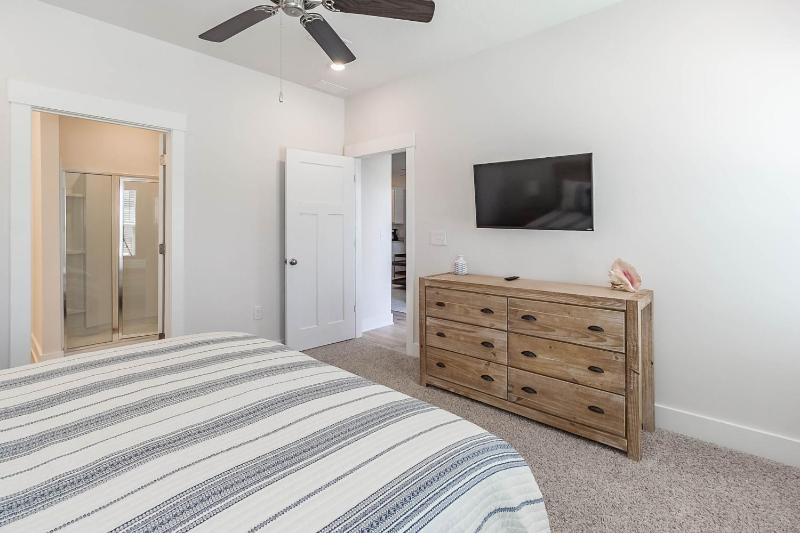 Serenity Salty Intentions At 14334 Gardenglen Drive - image 35