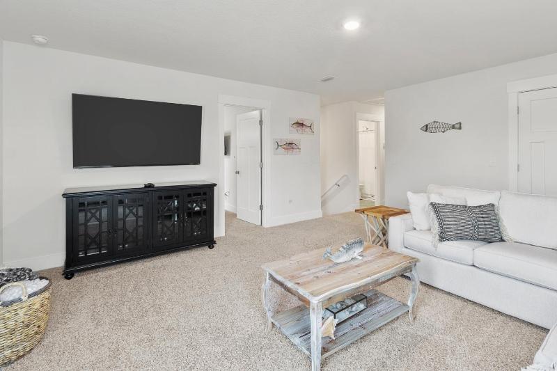 Serenity Salty Intentions At 14334 Gardenglen Drive - image 41