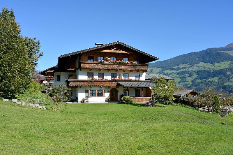 Two-Bedroom Apartment with Balcony image 4