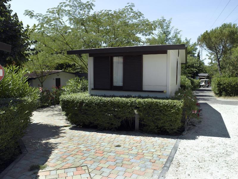 Bungalow (5 Adults) image 1