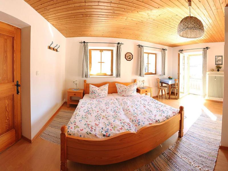 Double Room with Balcony image 1