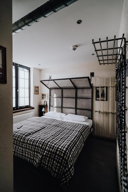 Budget Double Room image 4