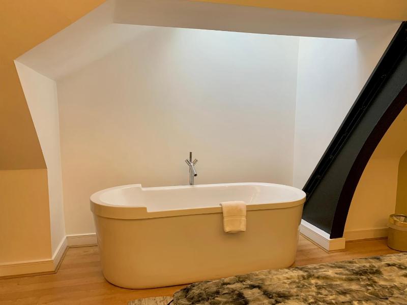 Quebecs Luxury Apartments - image 24