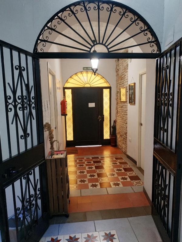 Patio de Arance - image 1