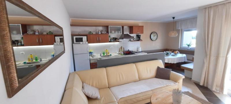 Superior Apartment image 2