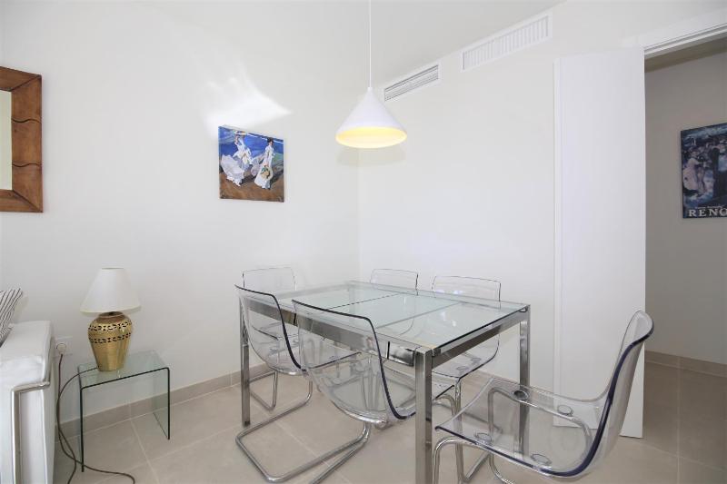 Estepona Port Apartment IRIS - image 5