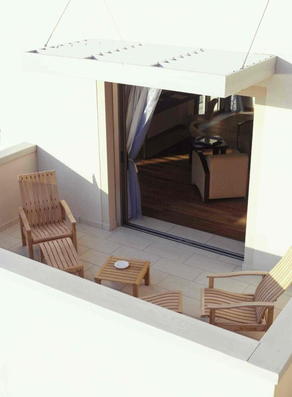 Deluxe Suite image 2