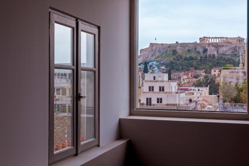 Executive Suite with Acropolis View image 3