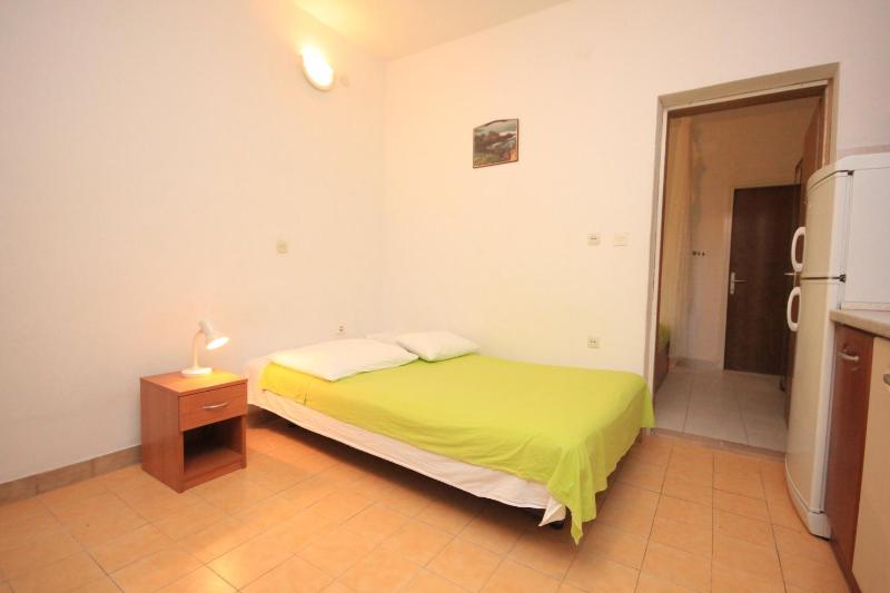 Apartments by the sea Bilo Primosten - 4168 - image 47