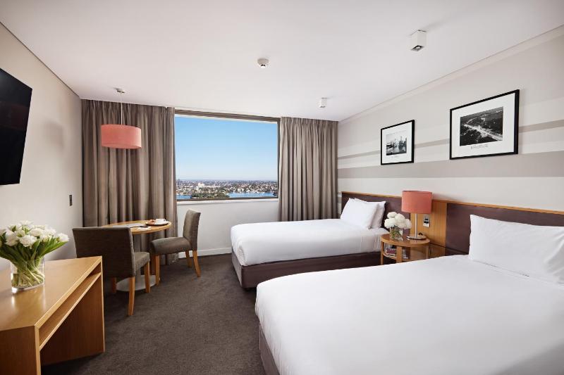 Harbor Bridge Twin Room