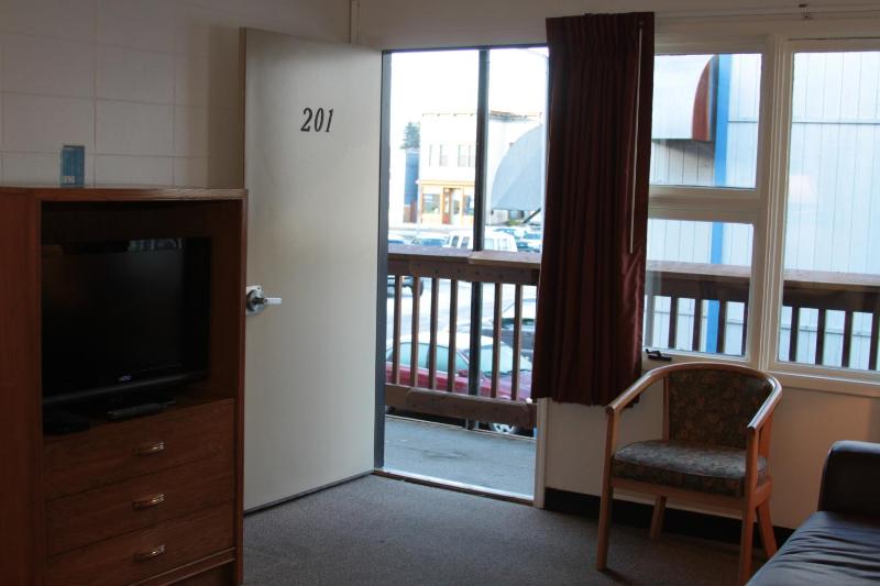 Single Room image 4
