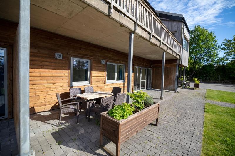 Two-Bedroom Apartment image 4