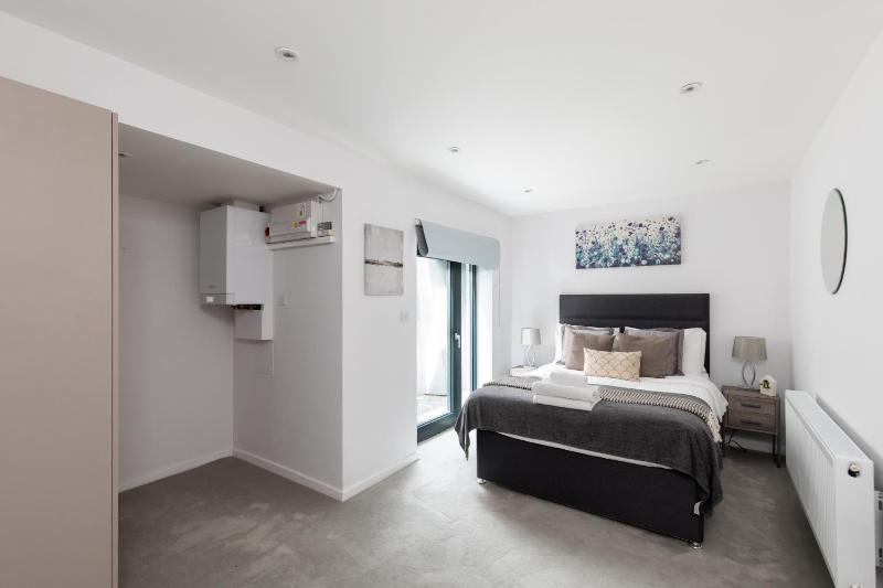 Two-Bedroom Apartment image 4
