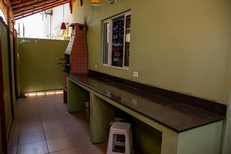 Casa c ótima localização e churrasq em Mongaguá SP - image 25