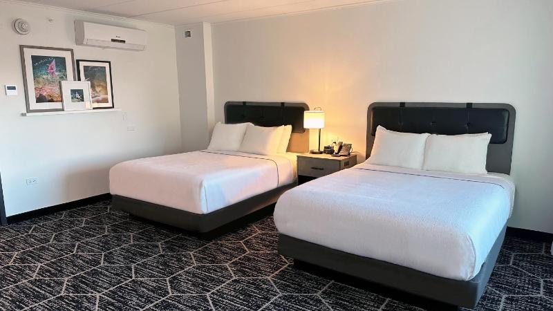 Suite with Two Queen Beds - Non-Smoking image 2