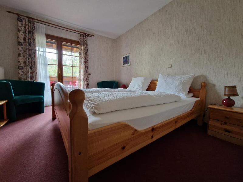 Double Room image 3
