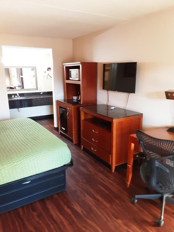 King Room - Smoking  image 4