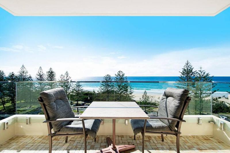 Beachside Getaway Southern Cross Seventh Floor - image 14