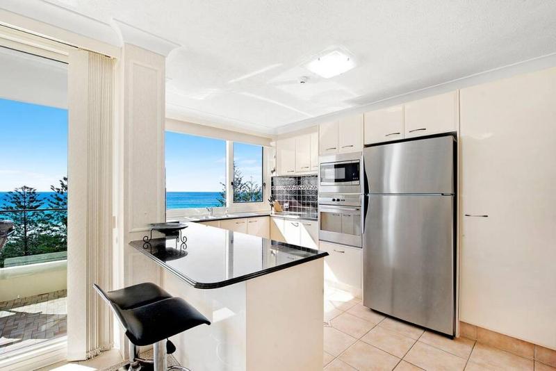 Beachside Getaway Southern Cross Seventh Floor - image 2