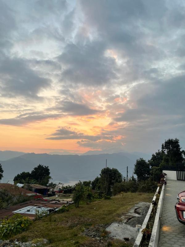 Hotel Pokharaeye - image 11