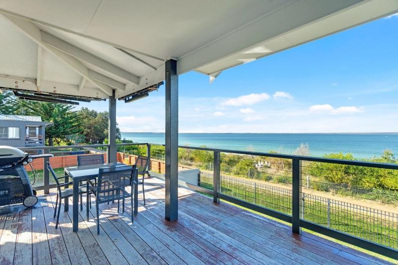 Silver Sands - image 3