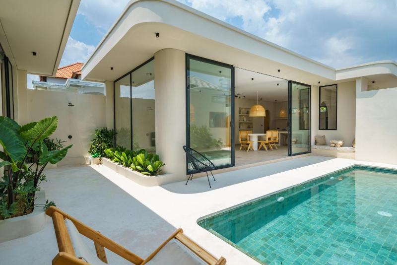 Villa Tilos - Stylish & Chic 2BR Mediterranean Villa in Canggu! - image 49