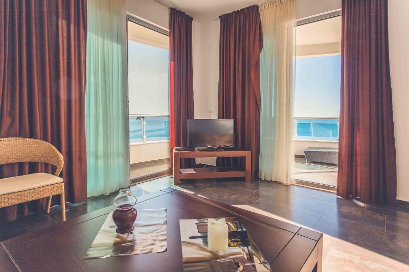 Suite image 4