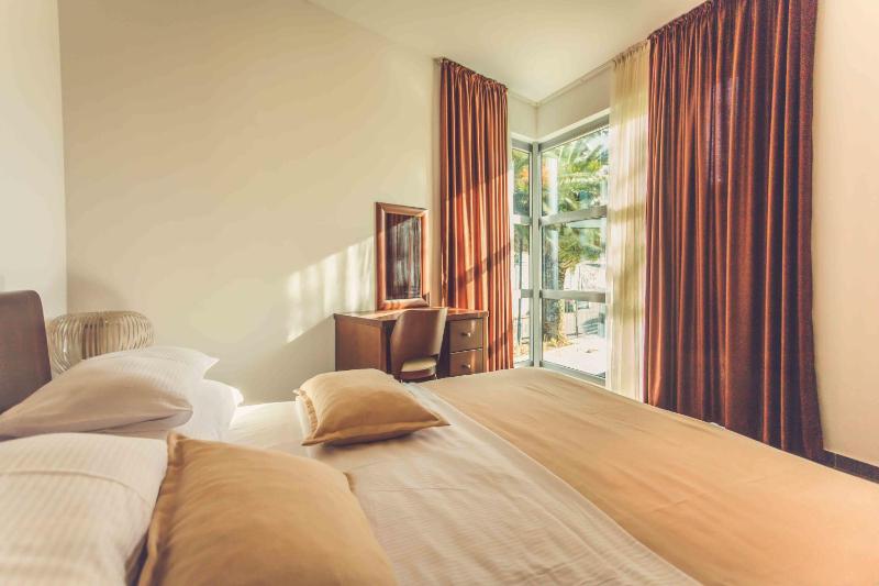 Suite image 2