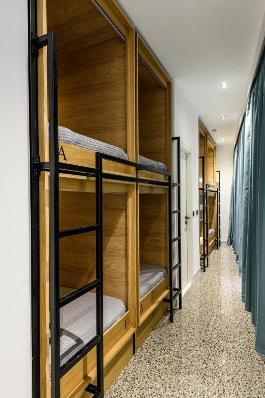 Single Bed in 8-Bed Mixed Dormitory Room image 4