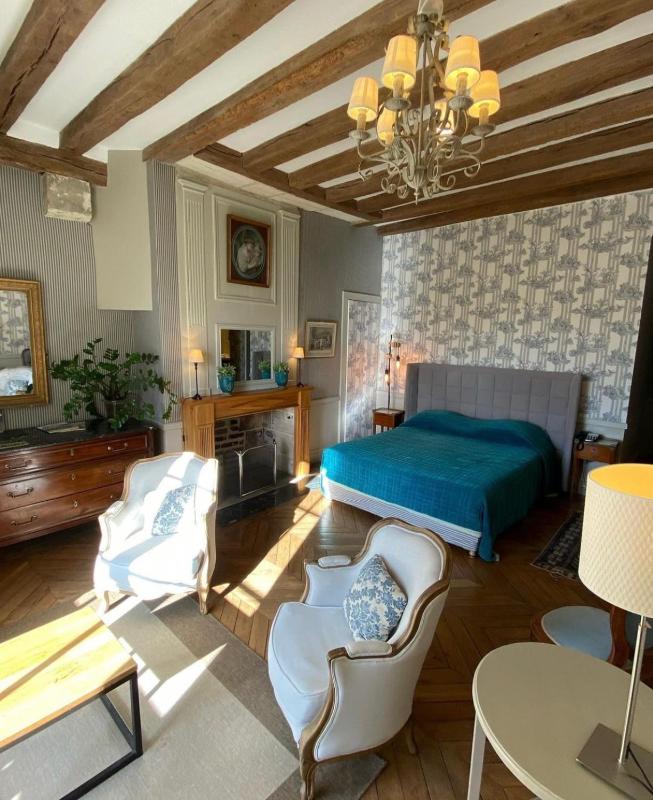 Double Room image 1